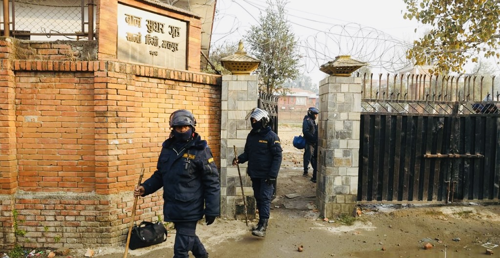 भक्तपुर बाल सुधार गृहमा फेरि झडप : १३ घाइते, १६२ जनाको स्थानान्तरण  प्रशासनको कमजोरी दोहोरिँदै ?