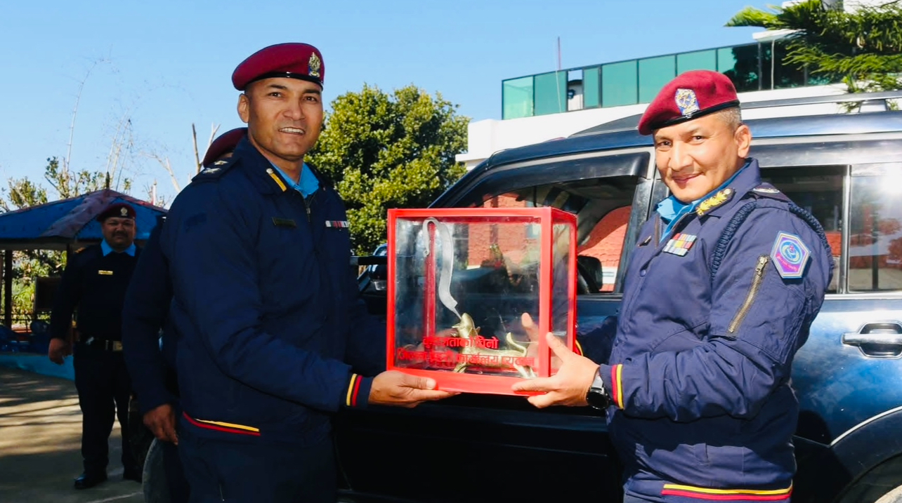 डिआईजी भुपेन्द्र खत्रीद्वारा प्युठान प्रहरी कार्यालयको निरीक्षण, कर्मचारीलाई निर्देशन