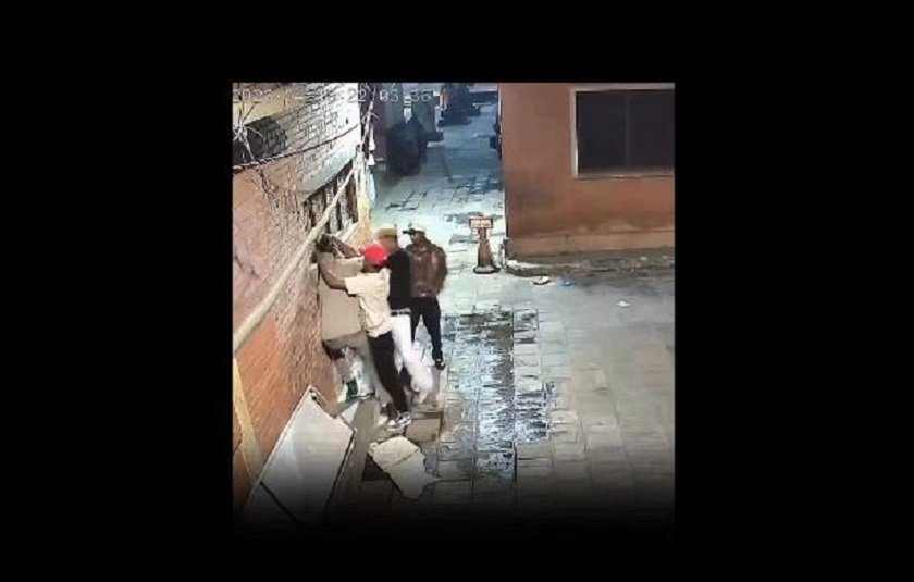 ठमेलमा पर्यटक लुट्ने गिरोह पक्राउ, सीसीटिभी भाइरलपछि प्रहरीको कारबाही