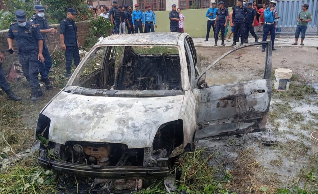 कीर्तिपुरको ट्याङ्लाफाँटमा गुडिरहेको कारमा आगलागी, कारभित्रै एक पुरुषको जलेर मृत्यु
