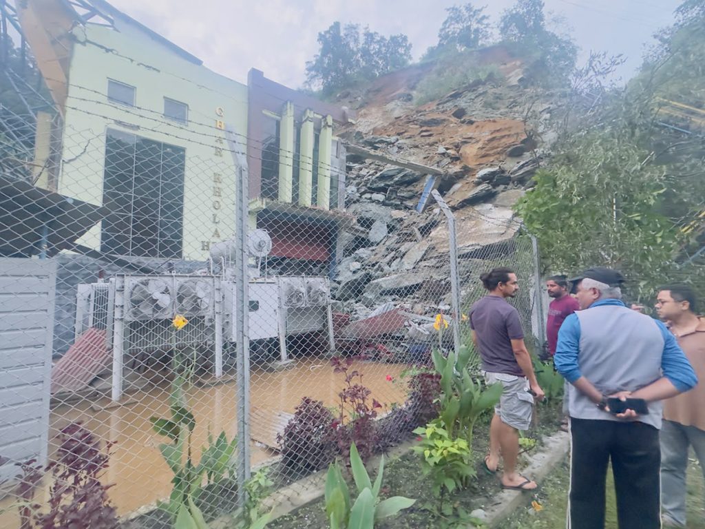 म्याग्दीमा पहिरोले विद्युत्‌गृह पुरिँदा एक जना बेपत्ता, विद्युत् उत्पादन ठप्प
